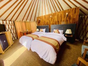 Apex le Yurt Skardu