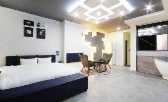 Muan Hotel the K