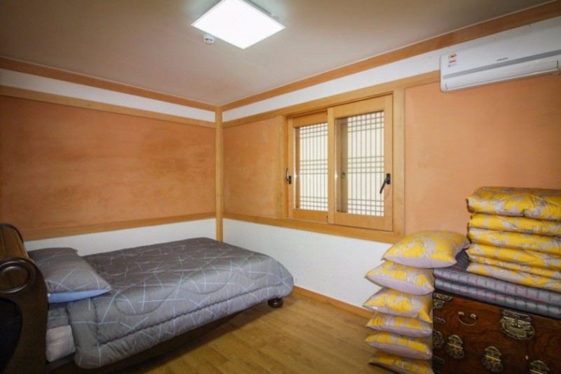 용인 한옥펜션수진당의 전통 한옥 외관