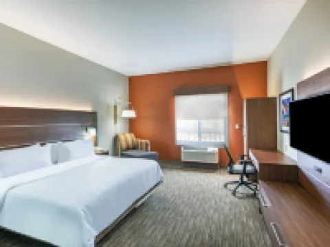 Holiday Inn Express & Suites PRYOR by IHG Hotels in Pryor