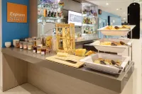 Holiday Inn Express AMIENS by IHG - breakfast
