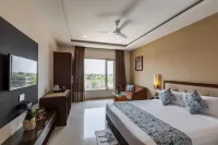 Rudraksh Club & Resort Hotels in Gothada