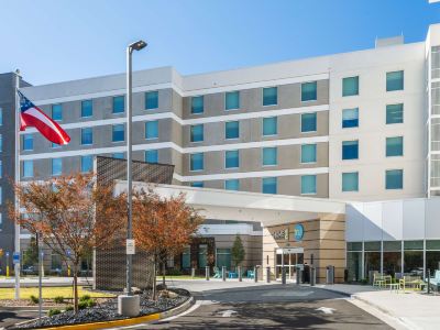 Home2 Suites by Hilton Atlanta Airport College Park