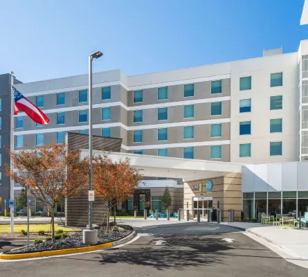 Home2 Suites by Hilton Atlanta Airport College Park - Parkering