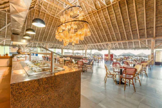 Decameron Isla Coral Guayabitos Ramada All Inclusive Resort