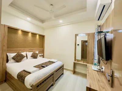 Stay Court - Business Class Hotel - Near Central Railway Station