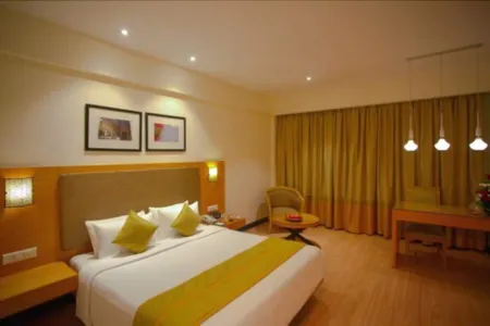 Green Park Chennai Отели рядом с достопримечательностью «Pondy Bazaar»