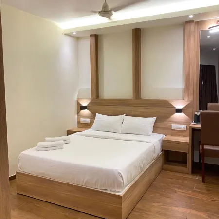 Hotel Plaza Heights by Rak Rooms, Mangaluru