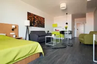 Go Hotel Shnelli Hôtels à : 