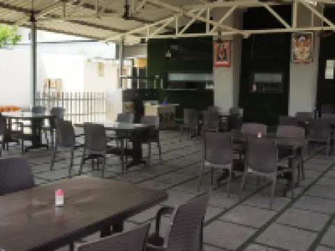 Hotel New Manas Hotels in Dhule