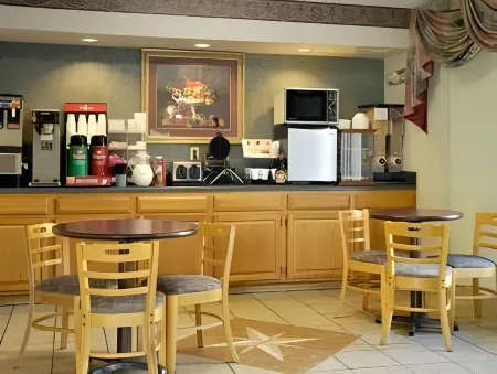 Days Inn by Wyndham Cleveland TN