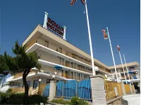 Roman Holiday Resort فنادق في نورث وايلدوود
