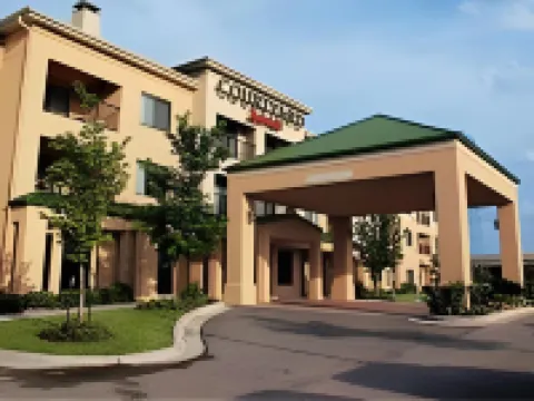 Courtyard Houston the Woodlands Hotels near The Cynthia Woods Mitchell Pavilion