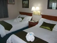 Real Family Hotel (formerly Days Hotel Batangas)