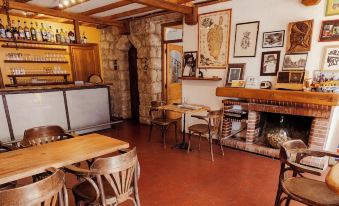 Auberge U n'Antru Versu
