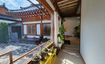 Gyeongju Elim Hanok Stay
