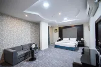 Rose Oasis Hotel - Phòng Gym