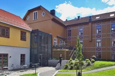 Home Hotel Hammer Hotels near Lysgårdsbakkene Hoppanlegg