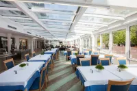 Hotel Jezero - Parkplatz
