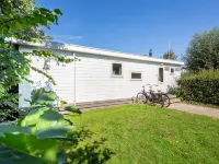 Comfortable Chalet with Dishwasher, Nearn Cosy Domburg
