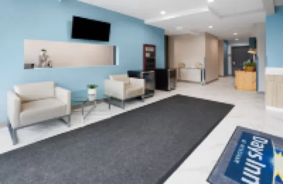 Days Inn by Wyndham Staten Island