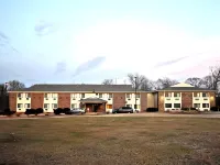 Nichols Inn & Suites
