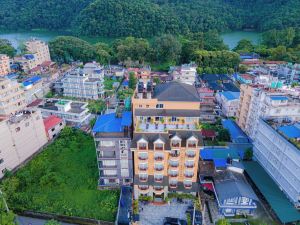 Hotel Hidden Kingdom