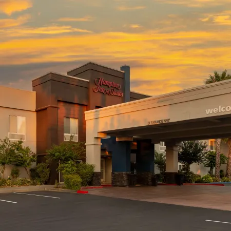Hampton Inn & Suites Sacramento-Cal Expo