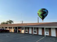 Walla Walla Garden Motel Hotels near Shady Lawn Antiques