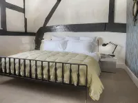 The George & Dragon Hotels in Devizes