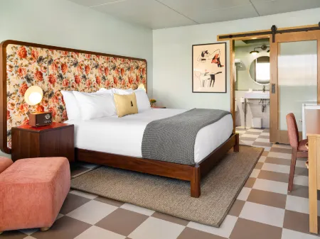 Arrive Albuquerque Отели рядом с достопримечательностью «Альбукерке Ботаникал Гарден»