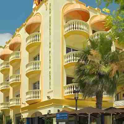 URH Sitges Playa Hotel Exterior