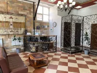 Eco House Hotels in Osj