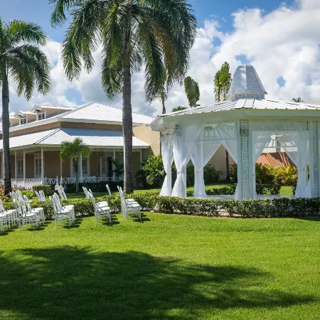 Ocean Blue & Sand Beach Resort - All Inclusive