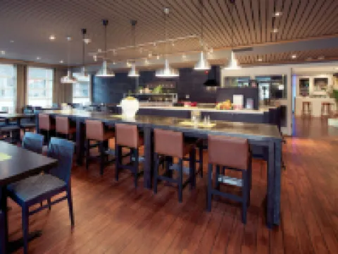 โฮม โรงแรม วิธ โรงแรมในทรุมเซอ