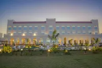 Golden Tulip Zanzibar Airport فنادق في Urban