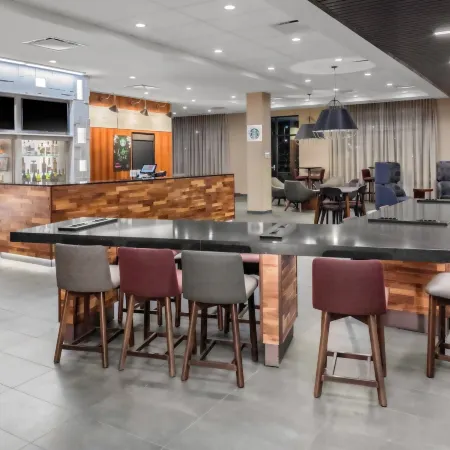 Courtyard East Lansing Okemos