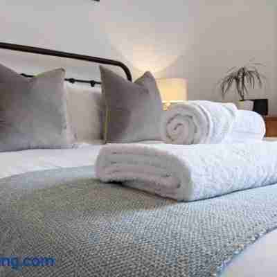 Townhouse Apartment Carlisle Rooms