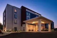 SpringHill Suites Elizabethtown Hotel dekat T.J. Maxx