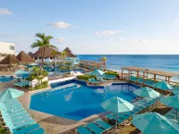 GR Solaris Caribe All Inclusive Hotels near Playa Delfines