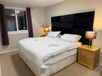 County Hotel