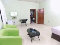 Posh Apartments and Hotel