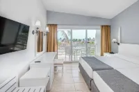 Sol Cayo Coco Hotels in Moron