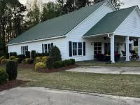 Golf Destination w/ Private Driving Range w/ Lights, and Bar. Hotels in Lee County