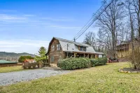 Timber Lodge WiFi+Hot Tub+Video Games+Smoky Mountains