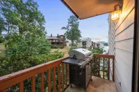 Modern Hot Springs Lakefront Condo
