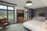 Cloudland at McLemore Resort Lookout Mountain, Curio by Hilton Hotel di Chattooga County
