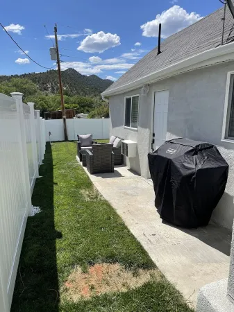 Home Between Zion and Bryce Canyon