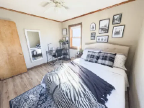 Waterfront Retreat on Lake Winnebago, Kayaks, Firepit, Dog Friendly