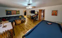 Flag Springs House - only 20 minutes from Branson - 4-Star
